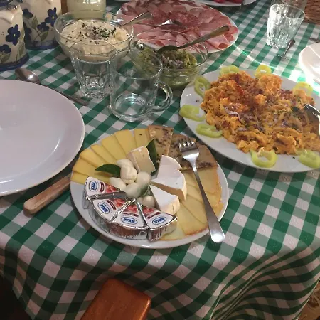 Lila Füge Apartman * Balatonfüred