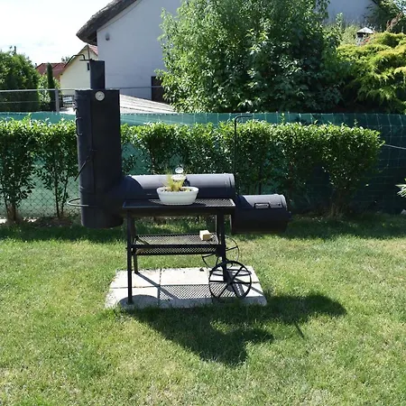 Lila Füge Apartman Apartman