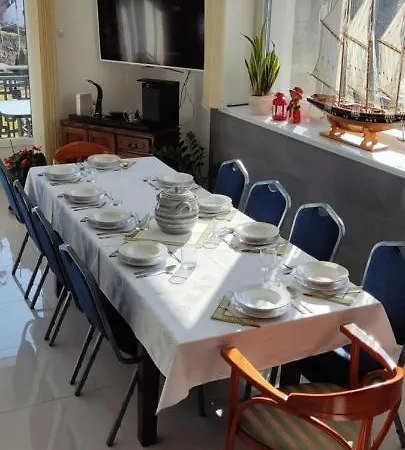 Lila Füge Apartman *